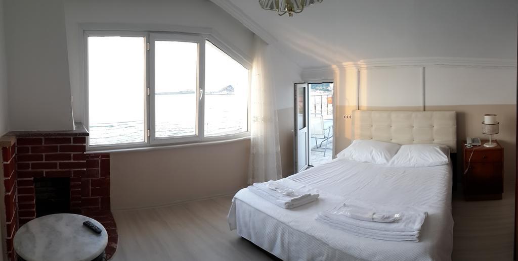 Klas Otel Si̇Le Шіле Номер фото